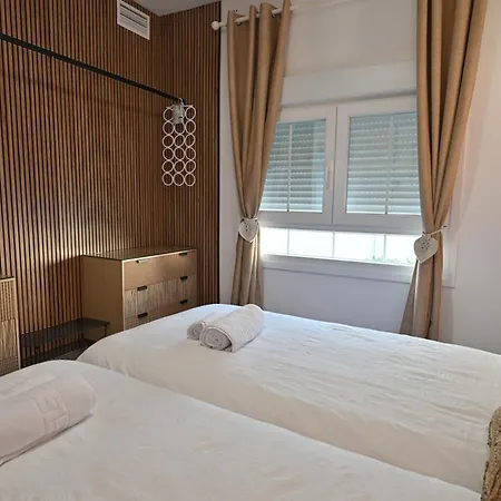 Wonderstays Lucia Villa *