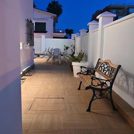Wonderstays Lucia Villa