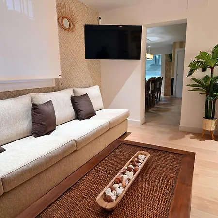 Wonderstays Lucia